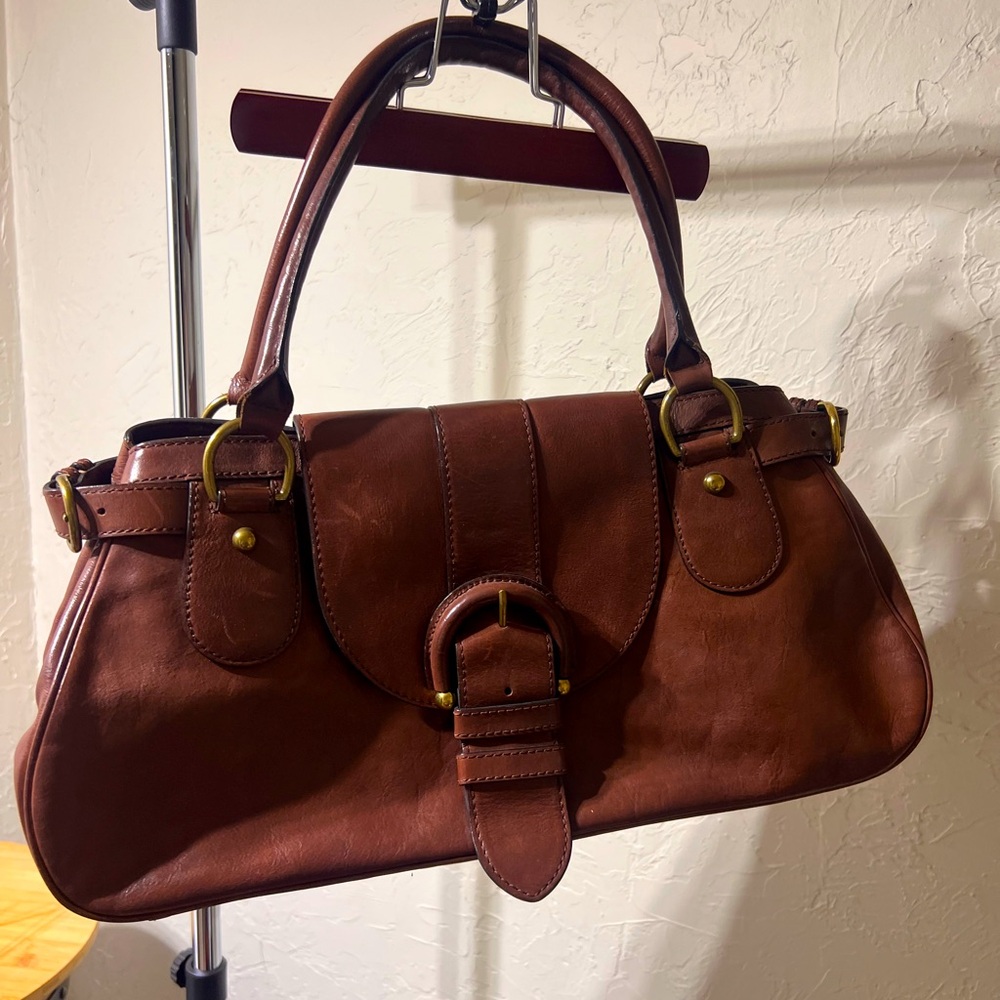 EUC Large dark brown leather Banana Republic satchel